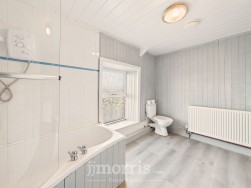 Beulah Road, Newcastle Emlyn, SA38