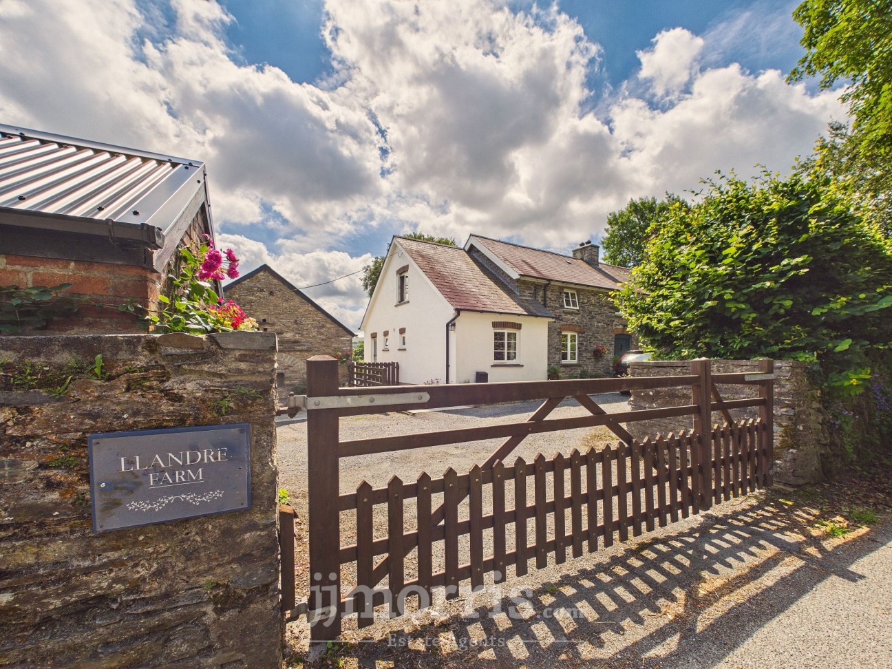 Llanfyrnach, SA35