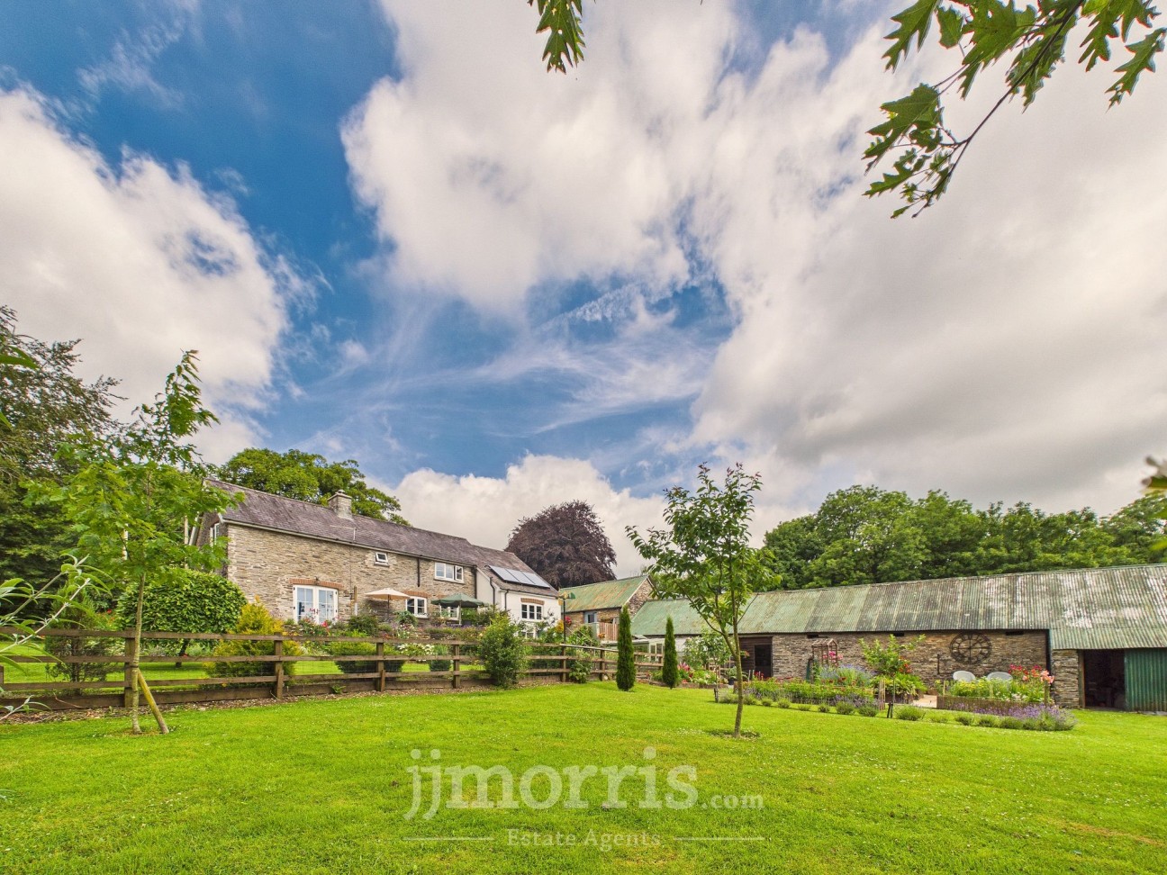 Llanfyrnach, SA35