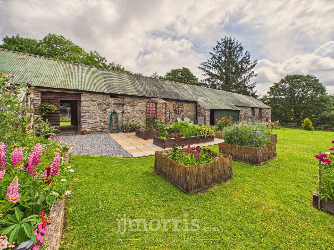 Llanfyrnach, SA35