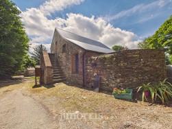 Llanfyrnach, SA35