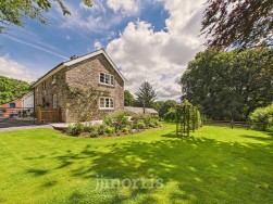Llanfyrnach, SA35