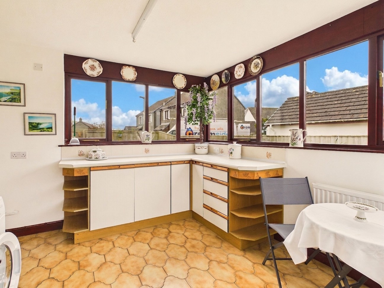 Fairbush Close, Crundale, SA62