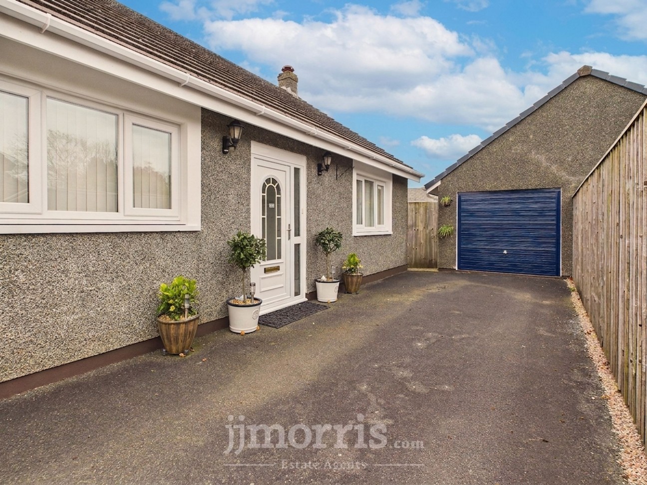 Fairbush Close, Crundale, SA62