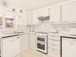 Fairbush Close, Crundale, SA62