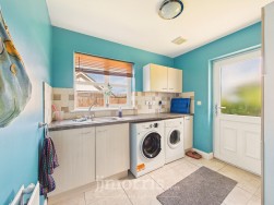 Ffostrasol, Llandysul, SA44