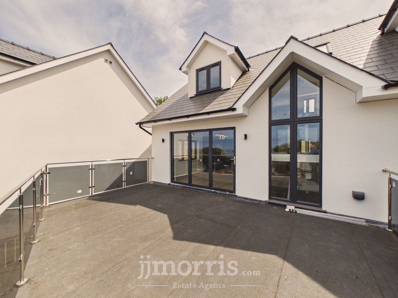Dolphin Court, New Quay, SA45