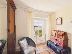 Burton, Milford Haven, SA73