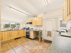 North Road, Cardigan, SA43