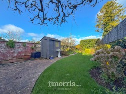 North Road, Cardigan, SA43