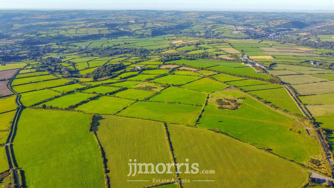 Brafle Farm, Pentre-Cwrt, SA44