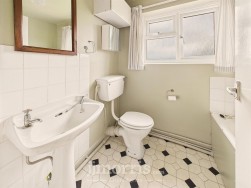 Long Street, Newport, SA42