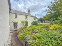 Long Street, Newport, SA42