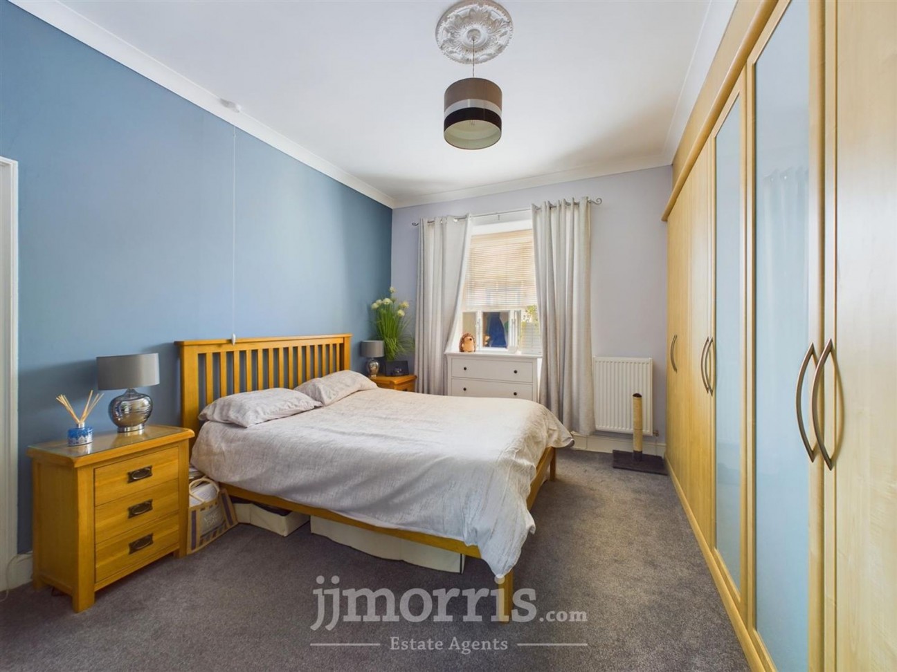 High Street, Fishguard, SA65