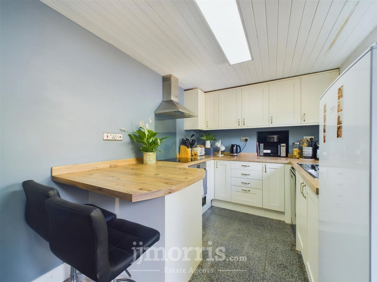 High Street, Fishguard, SA65