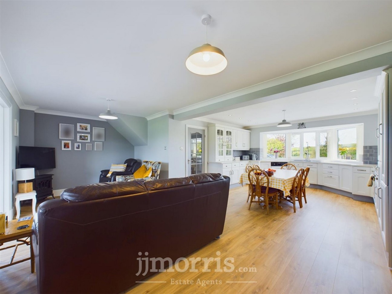 Lon Yr Ysgol, Blaenporth, SA43