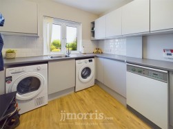 Lon Yr Ysgol, Blaenporth, SA43