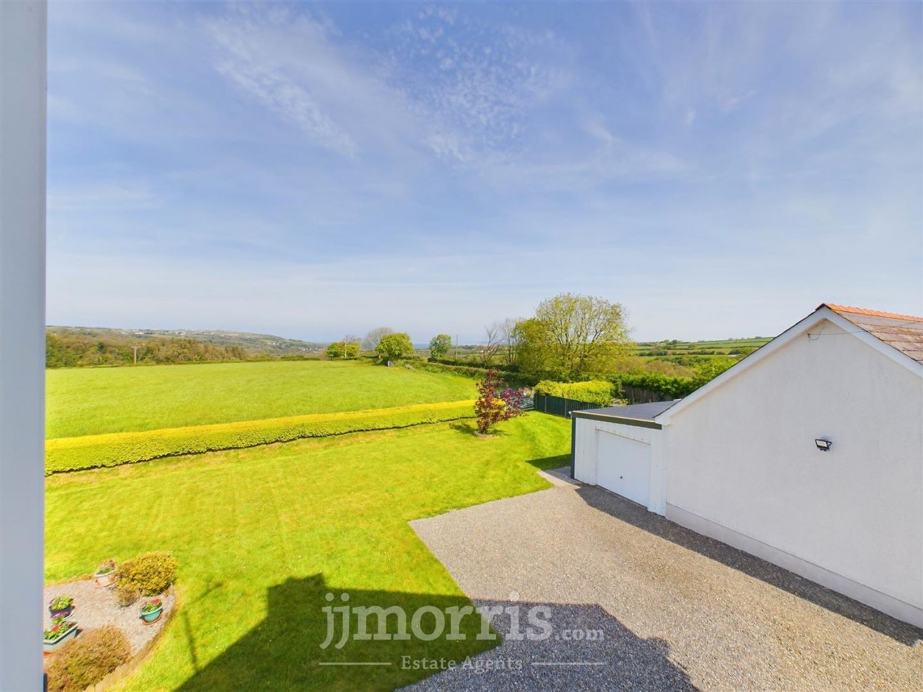 Lon Yr Ysgol, Blaenporth, SA43