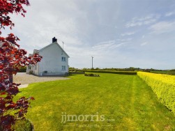 Lon Yr Ysgol, Blaenporth, SA43