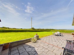 Lon Yr Ysgol, Blaenporth, SA43