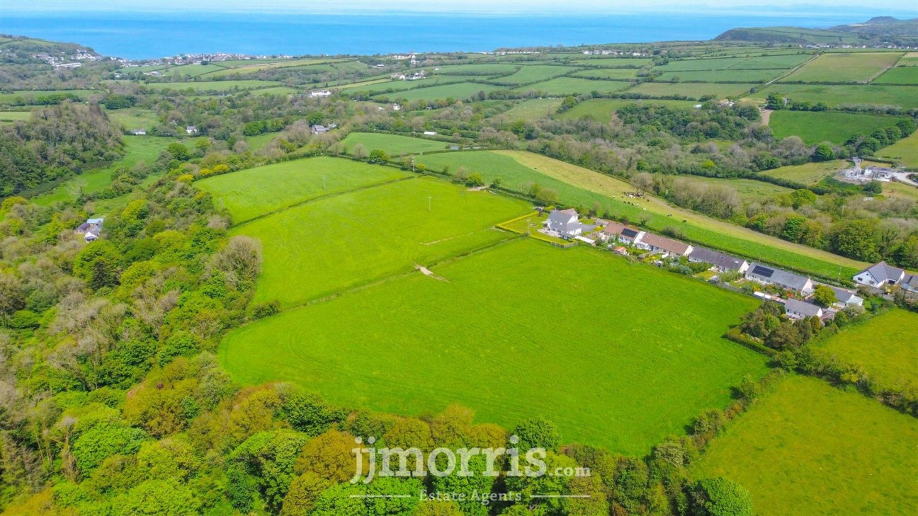 Lon Yr Ysgol, Blaenporth, SA43