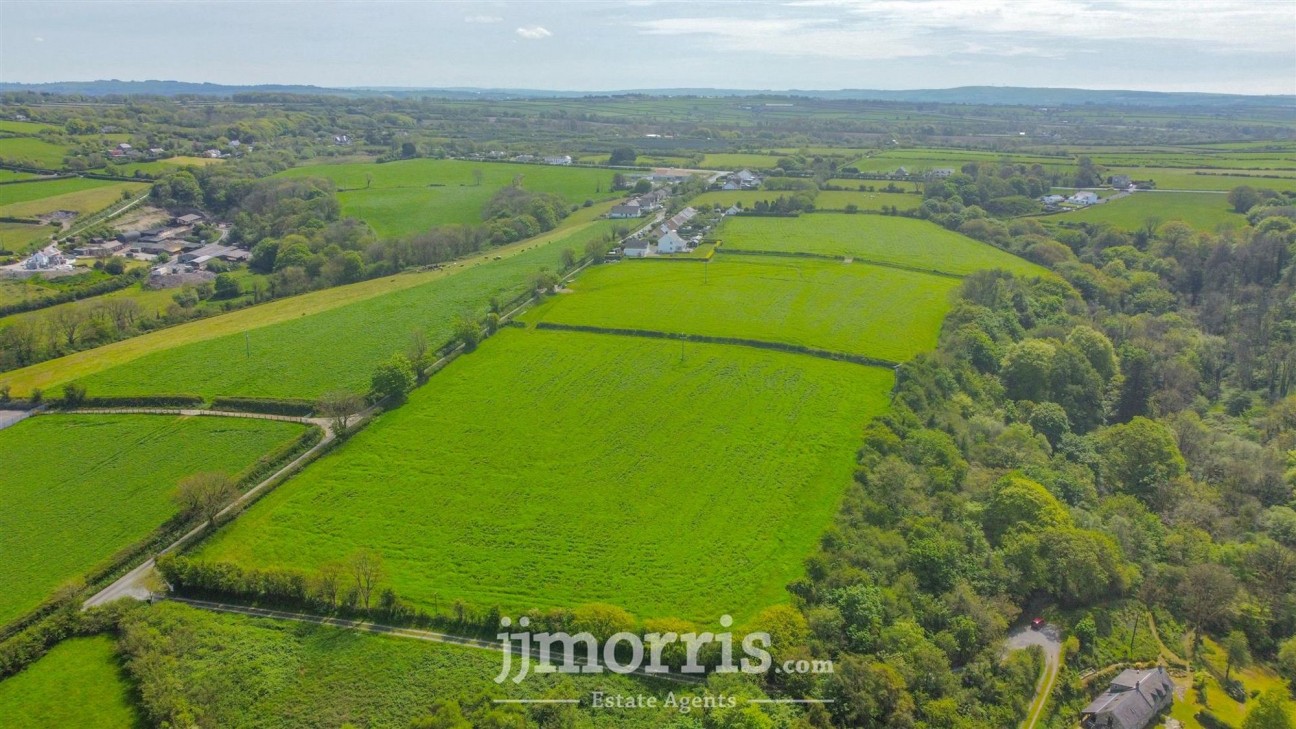 Lon Yr Ysgol, Blaenporth, SA43