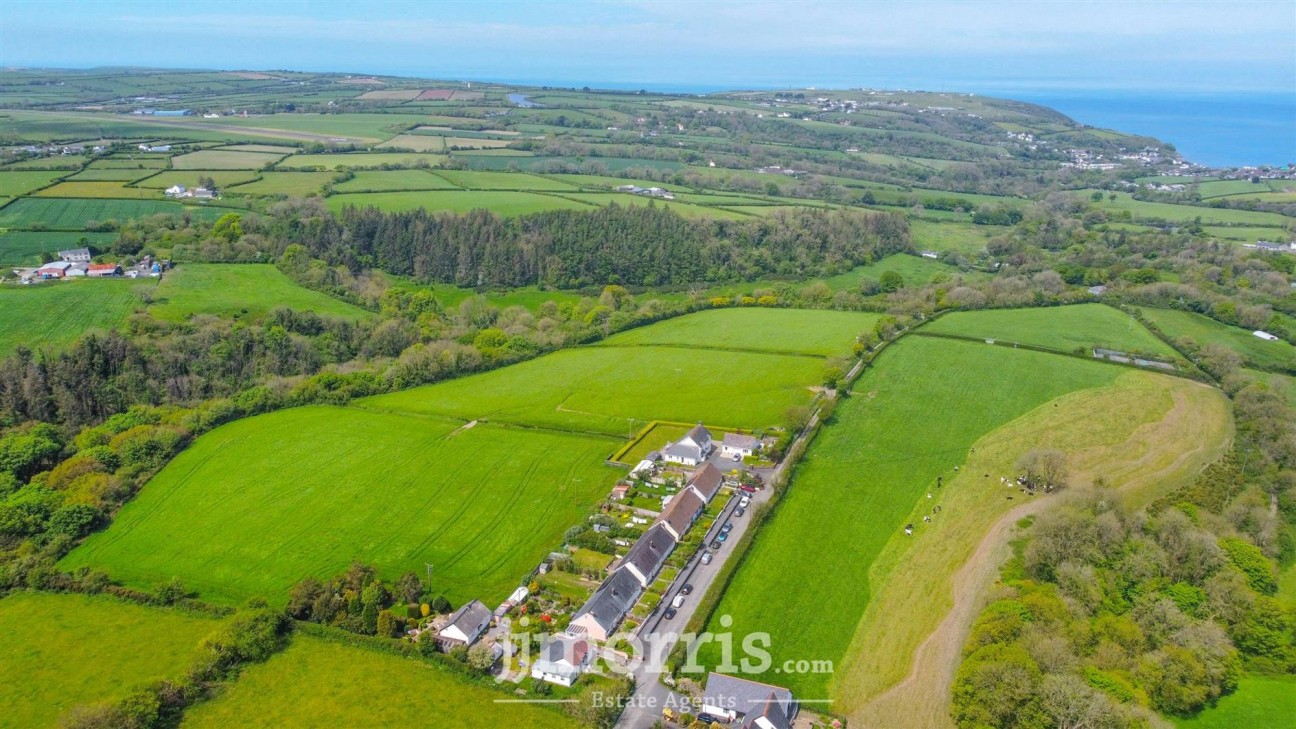 Lon Yr Ysgol, Blaenporth, SA43