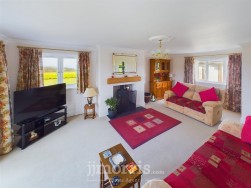 Lon Yr Ysgol, Blaenporth, SA43