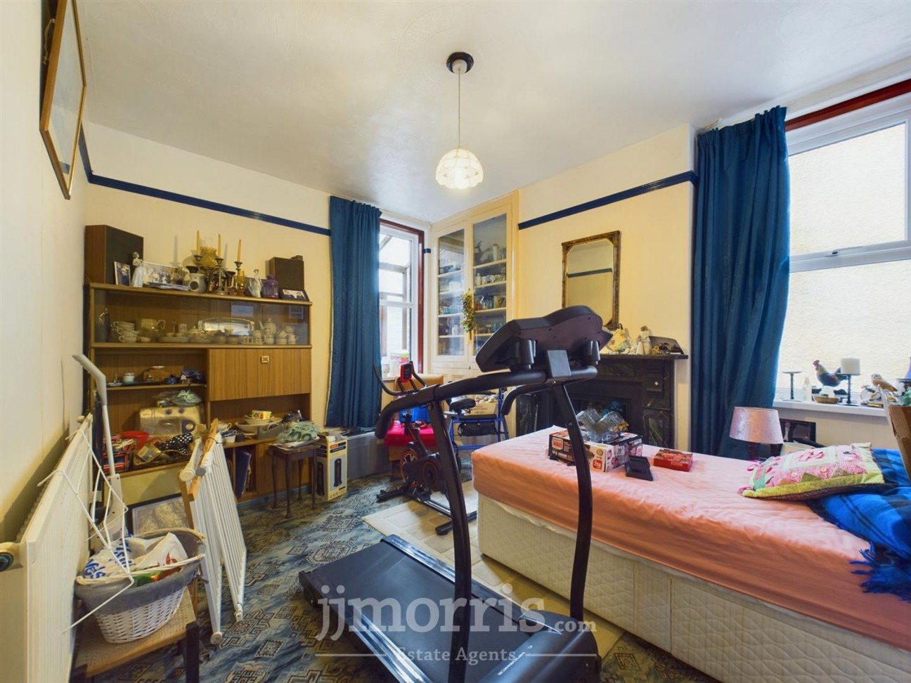 Aberystwyth Road, Cardigan, SA43