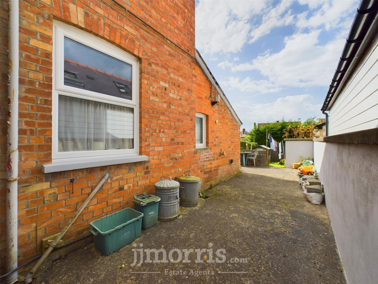 Aberystwyth Road, Cardigan, SA43