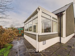 Chapelfield Gardens, Narberth, SA67