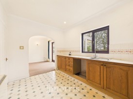 Chapelfield Gardens, Narberth, SA67