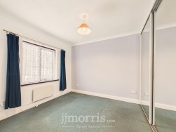Chapelfield Gardens, Narberth, SA67