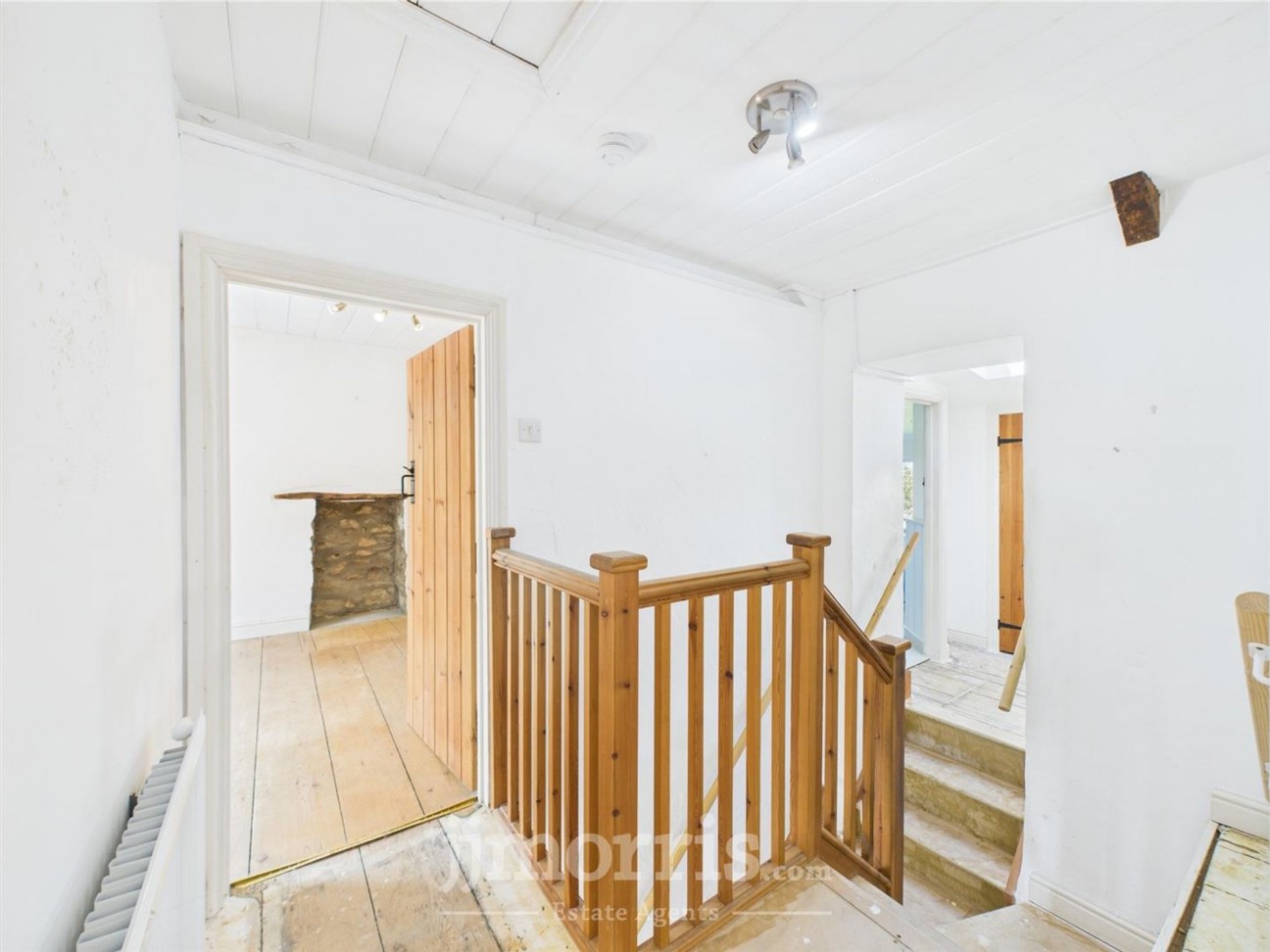 Dinas Cross, Newport, SA42