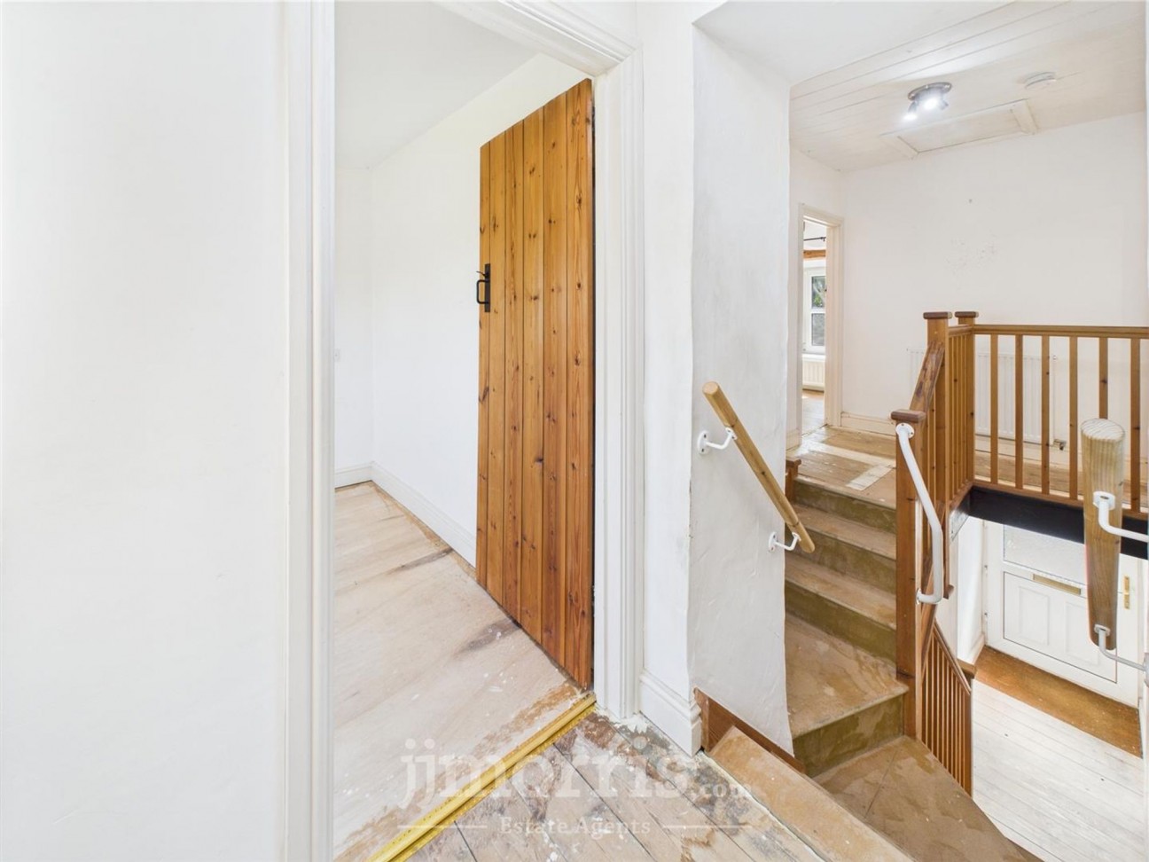 Dinas Cross, Newport, SA42