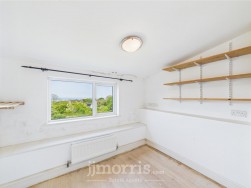 Dinas Cross, Newport, SA42