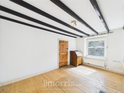 Dinas Cross, Newport, SA42