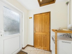 Blaen Treweryll, Blaenffos, SA37