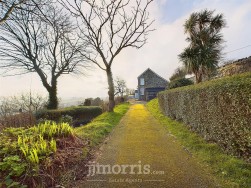 Stop And Call, Goodwick, SA64