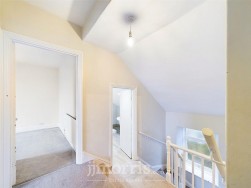 Stop And Call, Goodwick, SA64