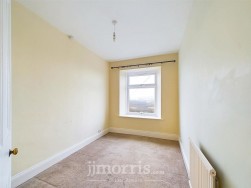 Stop And Call, Goodwick, SA64