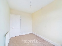 Stop And Call, Goodwick, SA64