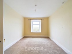 Stop And Call, Goodwick, SA64