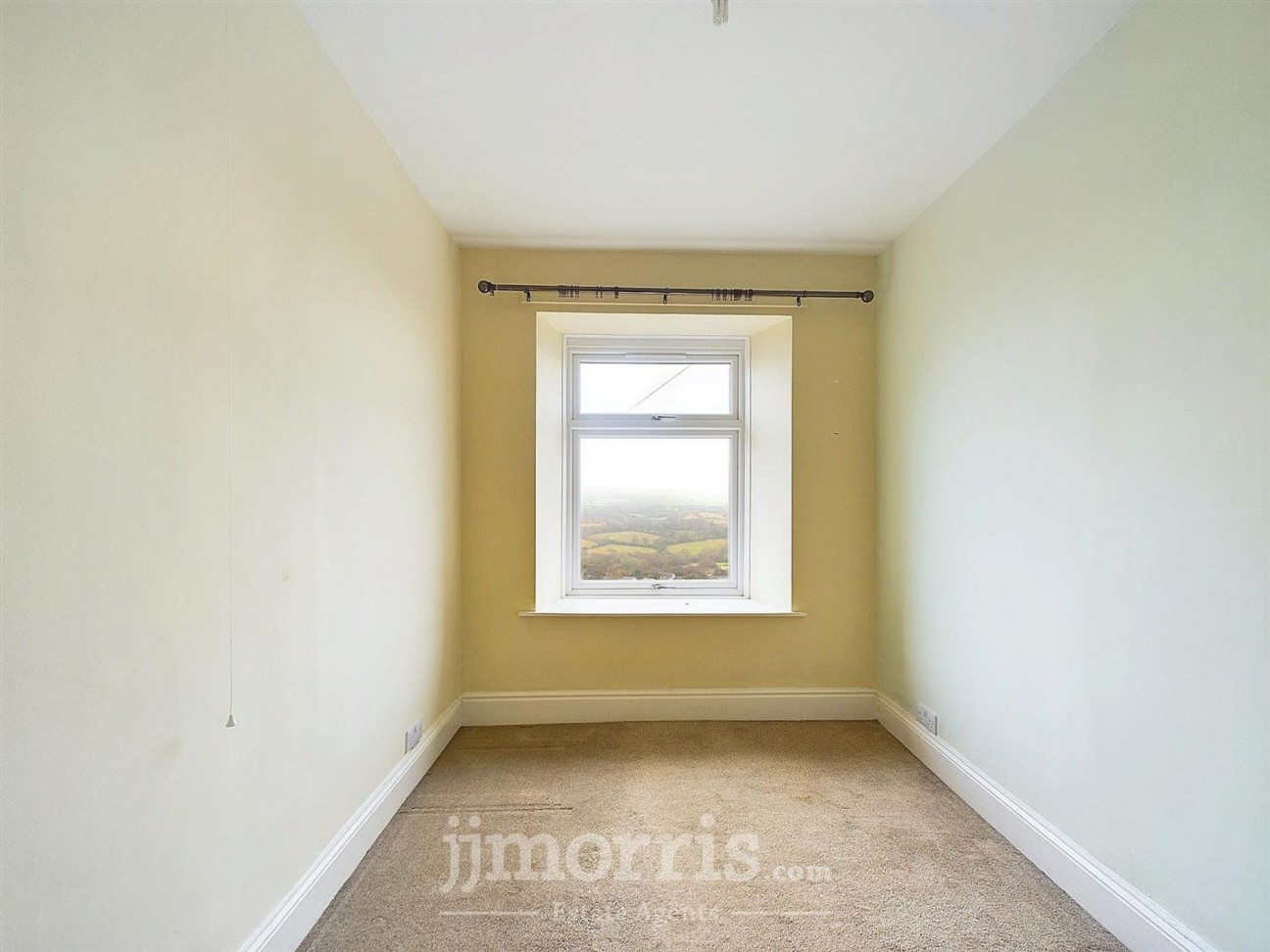 Stop And Call, Goodwick, SA64