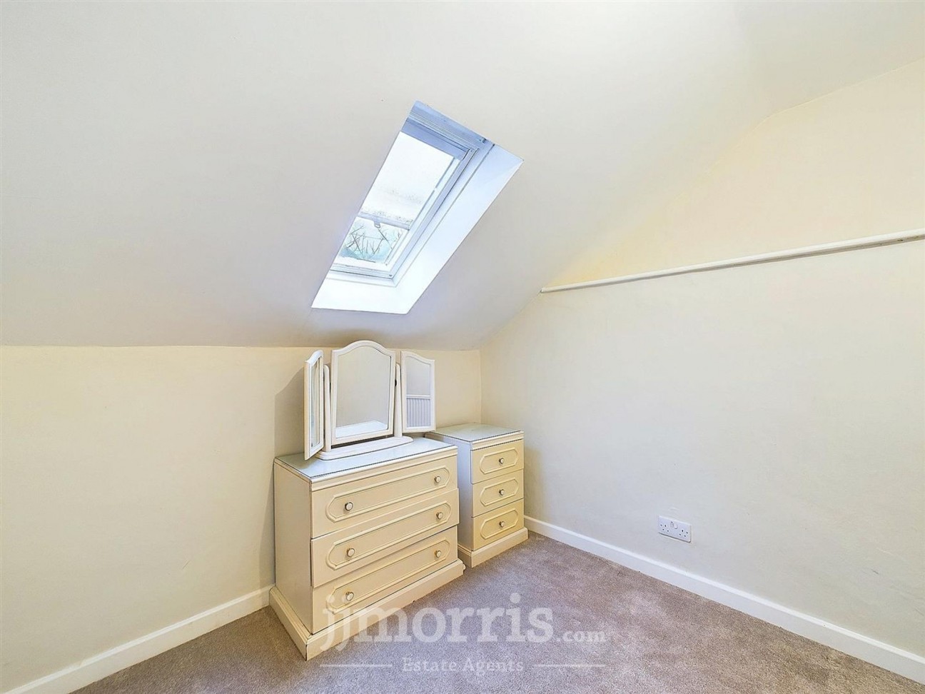 Stop And Call, Goodwick, SA64