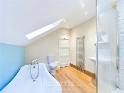 Stop And Call, Goodwick, SA64