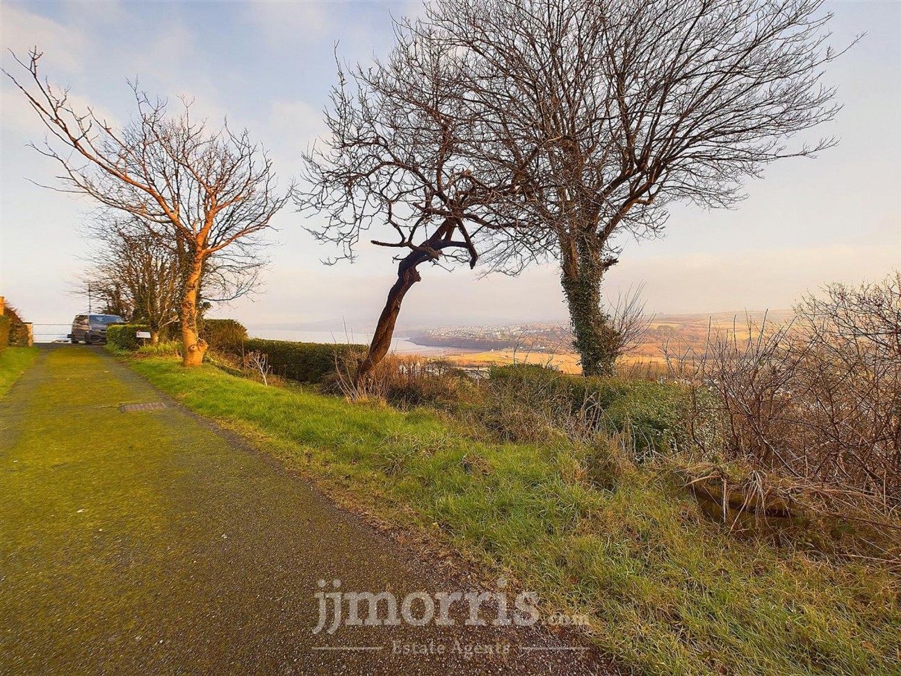 Stop And Call, Goodwick, SA64