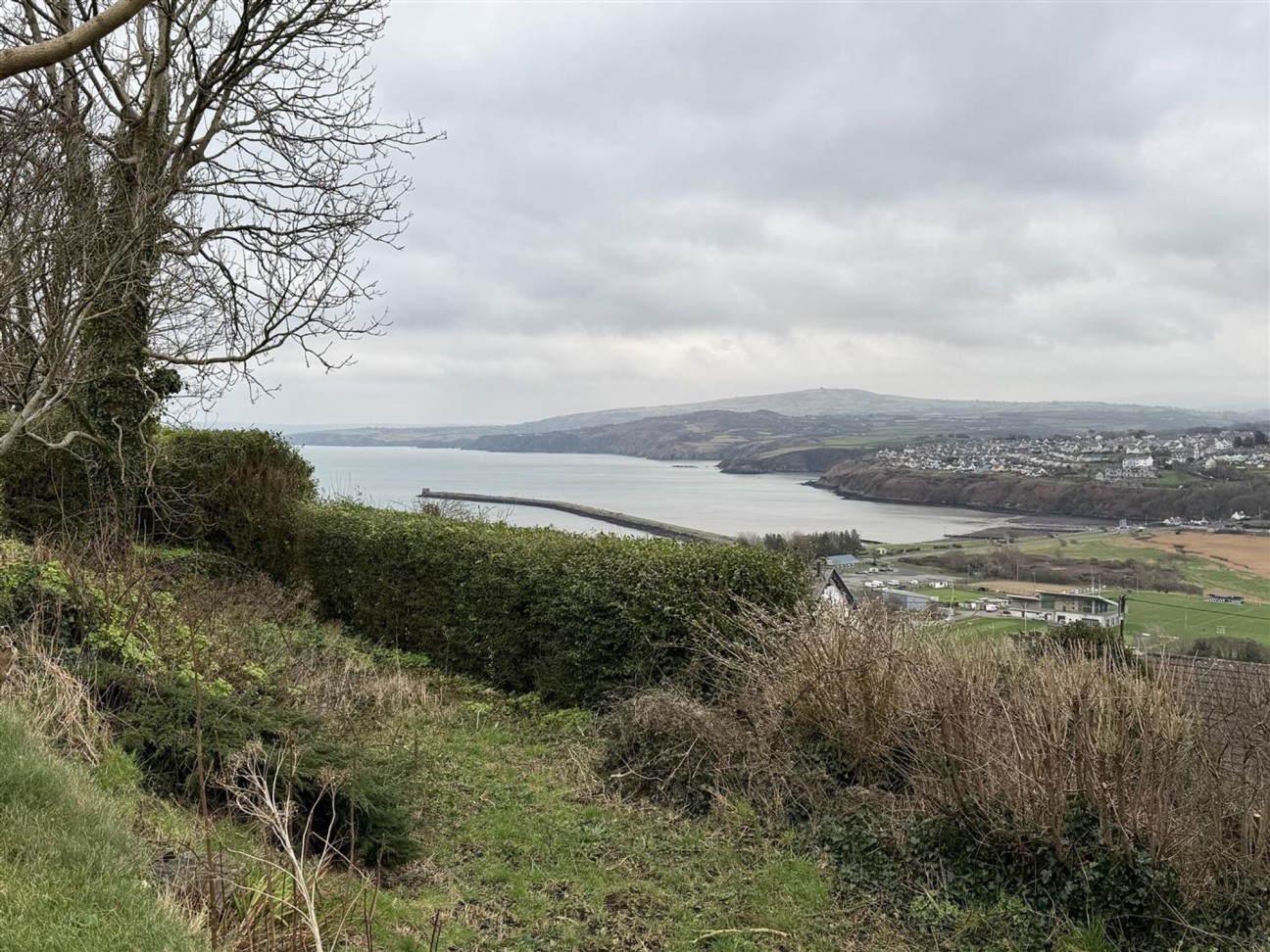 Stop And Call, Goodwick, SA64