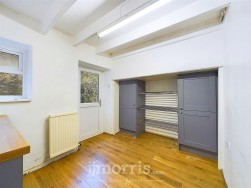 Stop And Call, Goodwick, SA64