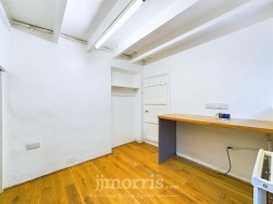 Stop And Call, Goodwick, SA64